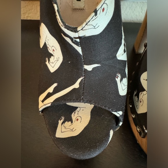 Miu Miu “Abstract Printed Naked Clogs” - Picture 5 of 10